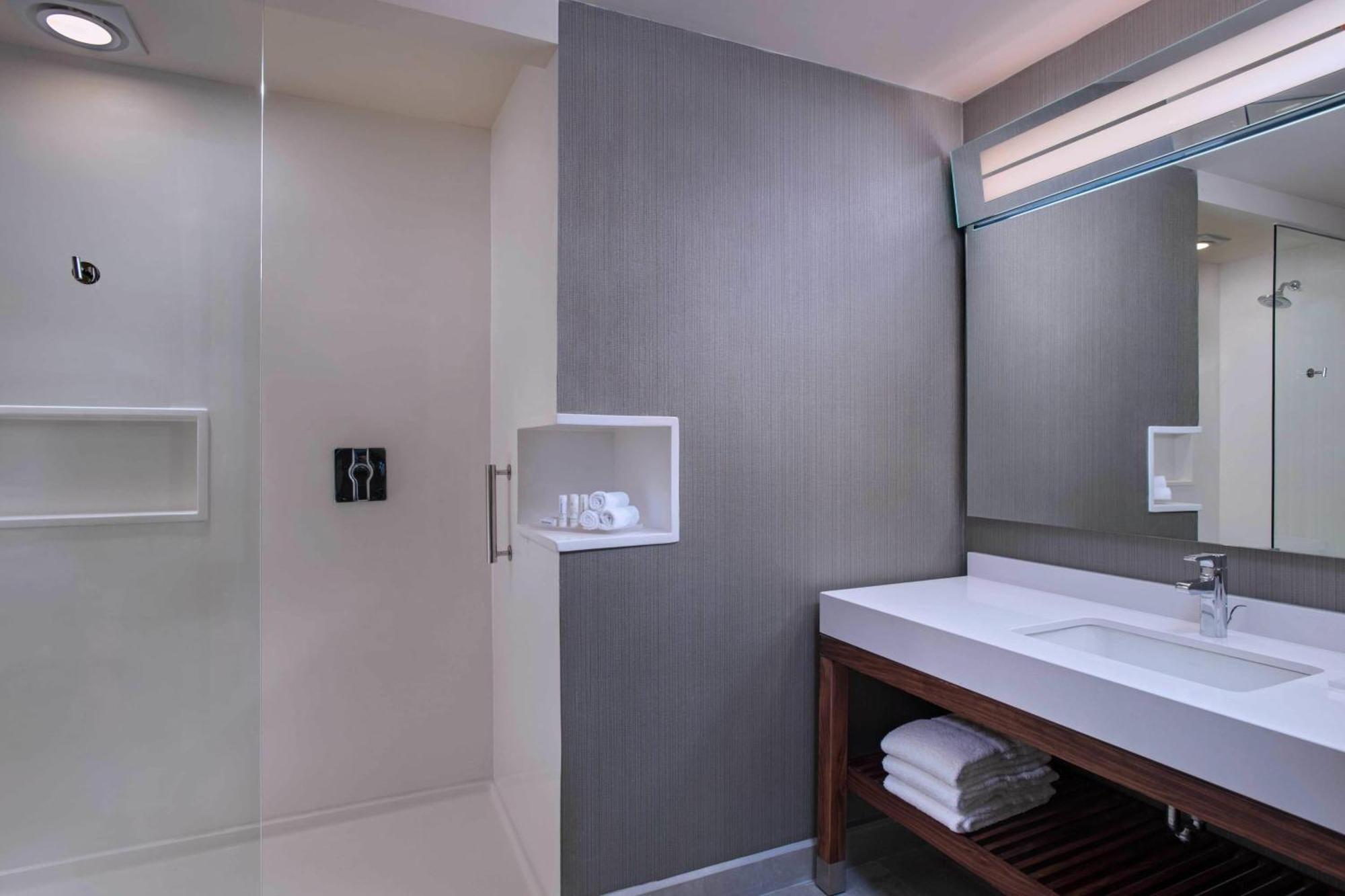Courtyard By Marriott גואטמלה מראה חיצוני תמונה