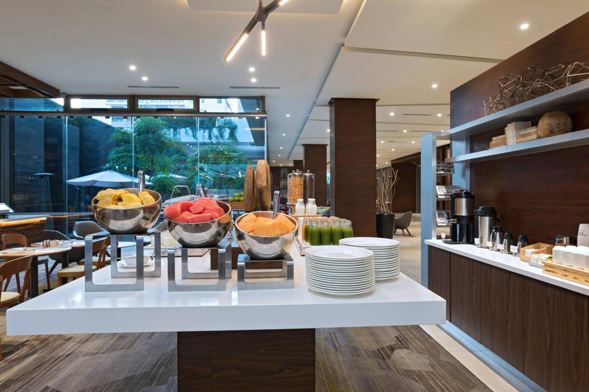 Courtyard By Marriott גואטמלה מראה חיצוני תמונה
